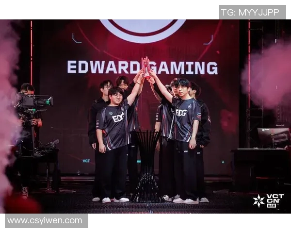 赛后分析JDG与EDG在团队协作中的关键表现与策略调整